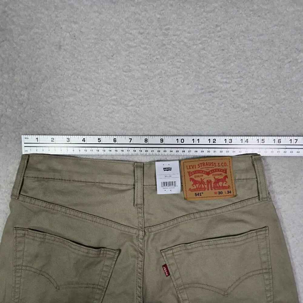 Levi's Performance 541 Athletic Taper Tech Pants Mens 30x34 ( Actual 30x32 )